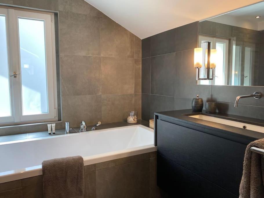 Appartement Mocca Au Coeur De Chamonix Mont-Blanc Eksteriør billede